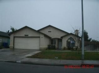251 Orit Ave, Parlier, CA 93648