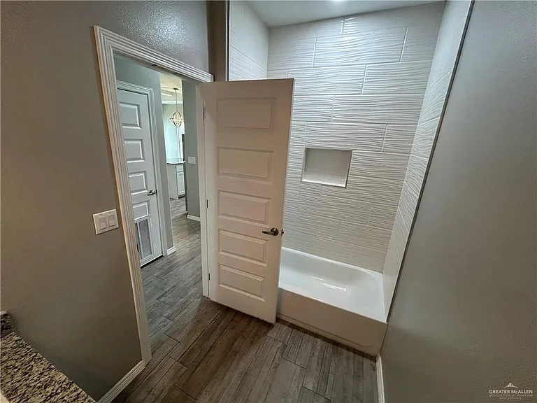 1805 Stauffer St #3 — Photo 8