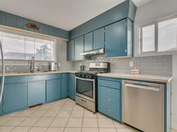 114 E Wheatland Trl, Strathmore, AB T1P 1A6