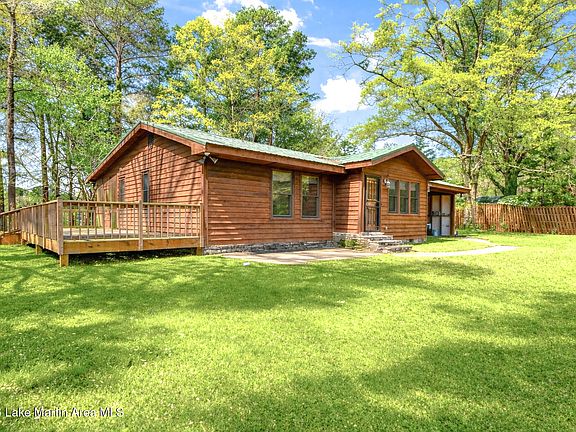 5th image of 151 Pemberton Rd