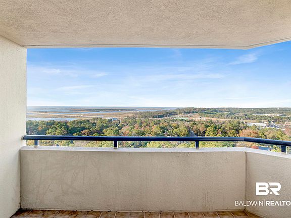 5th image of 100 Tower Dr APT 1101