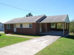 40 Wray St, Rocky Mount, VA 24151