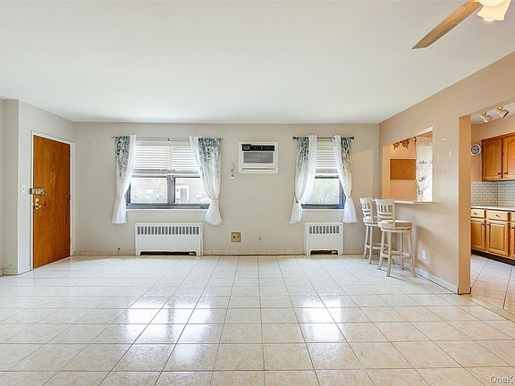 5th image of 17-04 160th Street #LOWER