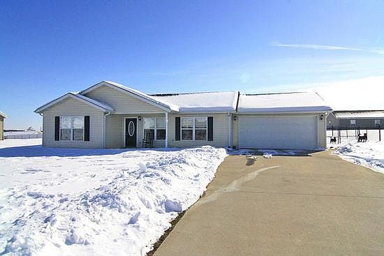 1st image of 185 Blue Willow Ln