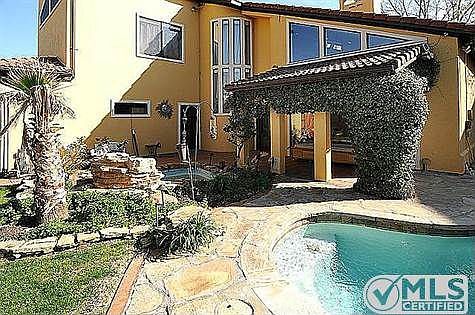 3rd image of 5057 Trail Lake Dr