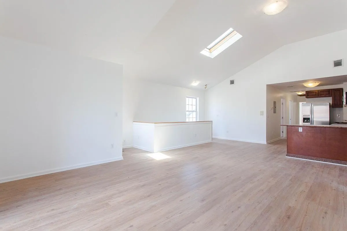 39 Union Street — Photo 2