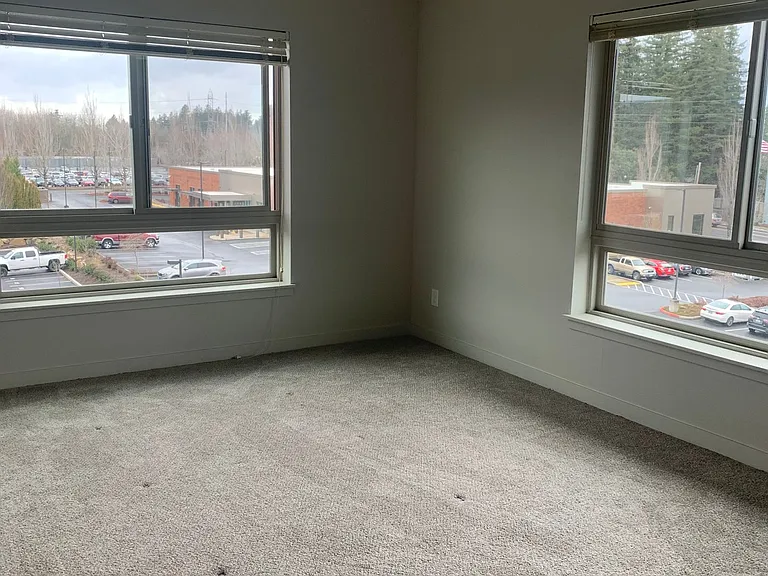 Market Village Apartments — Photo 26