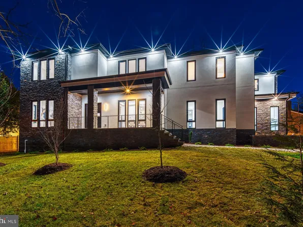 1635 1st Pl, McLean, VA 22101