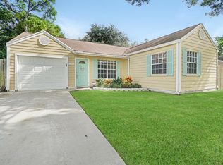 1153 Grandview Cir, Royal Palm Beach, FL 33411