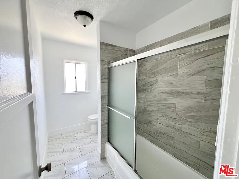 254 E Lanzit Ave #5 — Photo 13