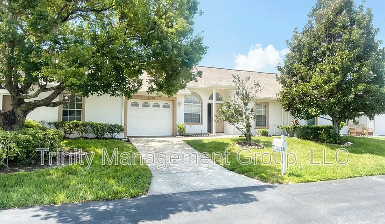 9400 Alta Sol Way — Photo 1