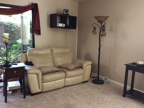 3rd image of 606 Woodside Sierra Unit 5