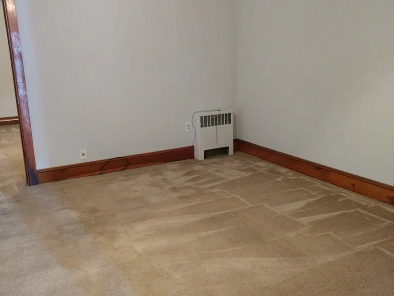 200 E Green St #2 — Photo 3