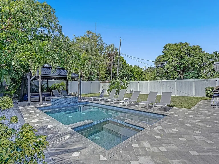 501 Hibiscus Ave #ID1542221P — Photo 19