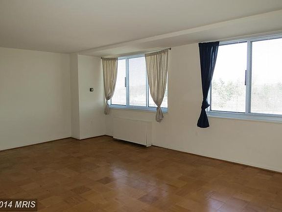 4th image of 10500 Rockville Pike Unit 1008