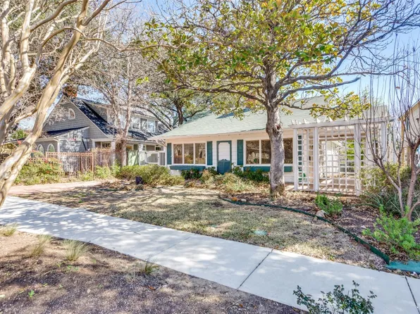 1217 Madeline Pl, Fort Worth, TX 76107