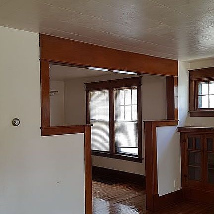 5th image of 39 Weston Ave