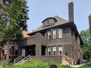 3040 N Farwell Ave, Milwaukee, WI 53211