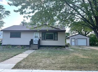 641 4th Ave NE, Osseo, MN 55369