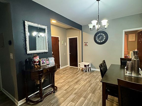 3rd image of 102 Westminster Pl #2