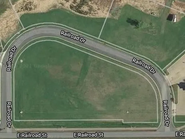 625 Railroad Dr, Nya, MN 55368