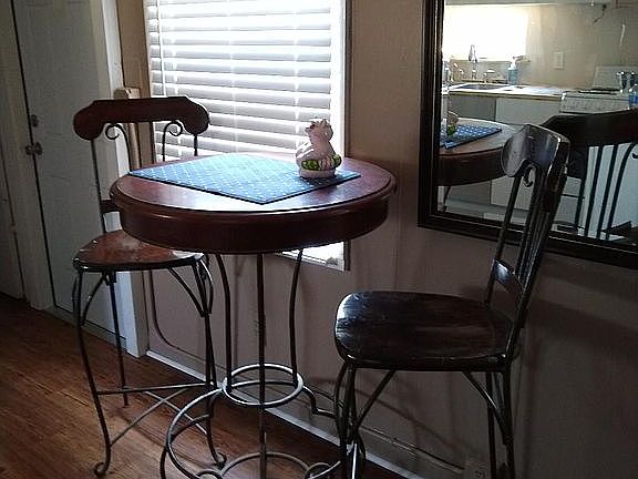 2nd image of 214 La Paloma Pl
