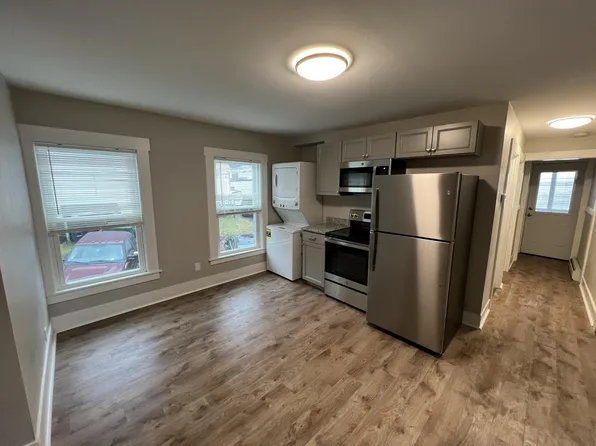 124 Alfred St, Biddeford, ME