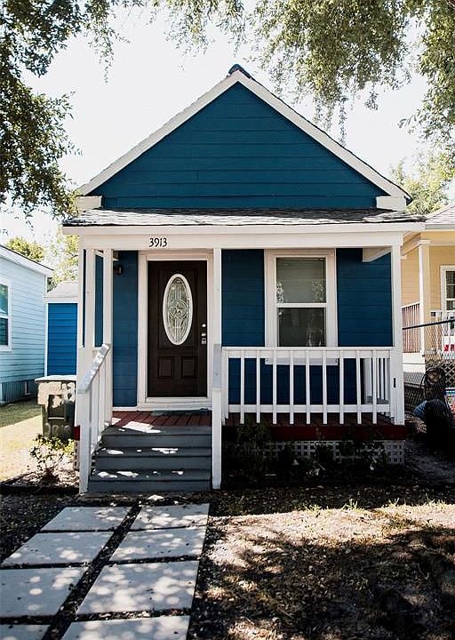 1st image of 3913 Avenue