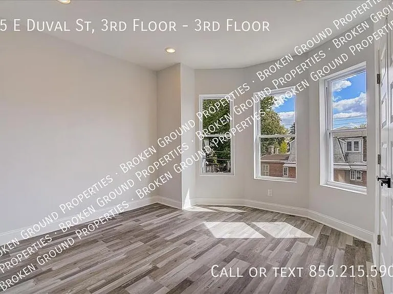 95 E Duval St #3 — Photo 10