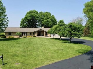 317 Ridge Rd, Le Sueur, MN 56058
