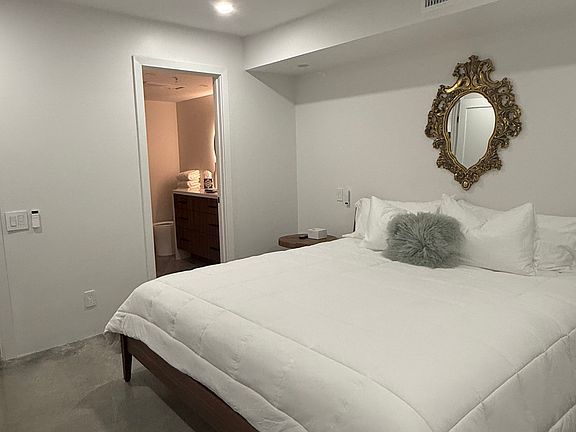 3rd image of 500 E Amado Rd Unit 110