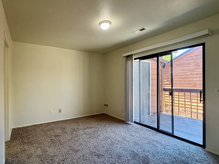 2217 S Buckley Rd #201 — Photo 10