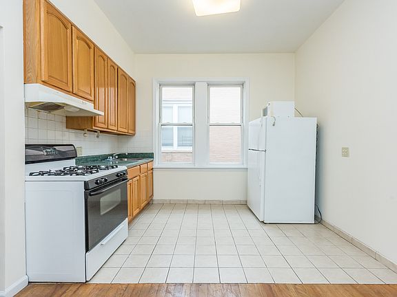 5th image of 23-86 24th St #3D