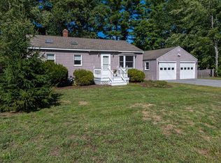 12 1st Ave, Pepperell, MA 01463