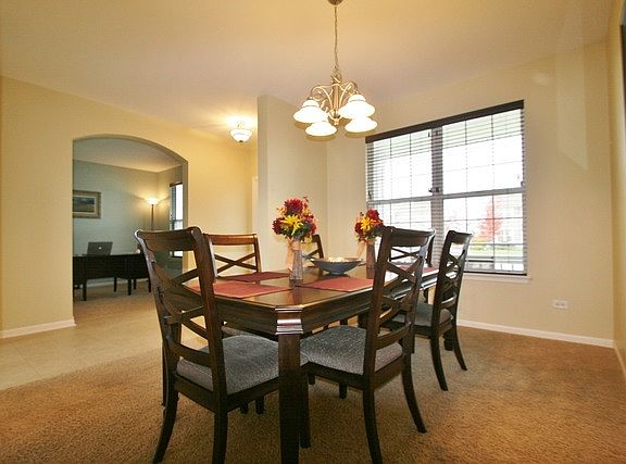 3rd image of 15048 Meadow Ln