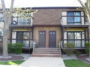 409 N Oaks Blvd, North Brunswick, NJ 08902