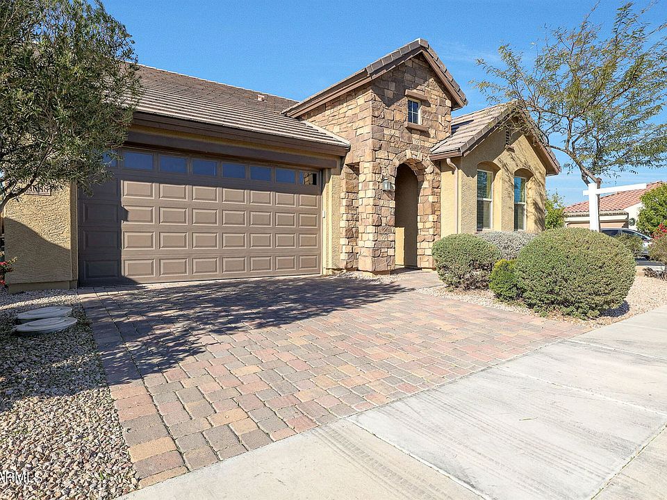 1st image of 16118 N 109th Dr
