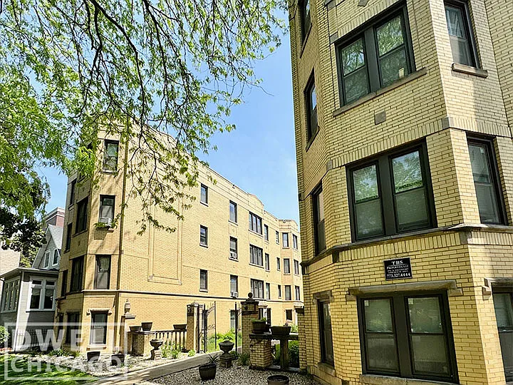3823 N Greenview Ave #3W — Photo 13