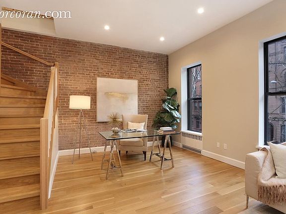 3rd image of 34 W 88th St APT 3