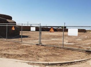 601 E 10th St, Imperial, CA 92251