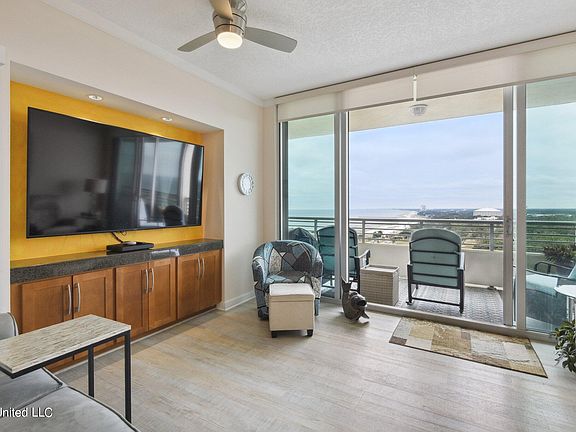 5th image of 2060 Beach Blvd Unit 1401
