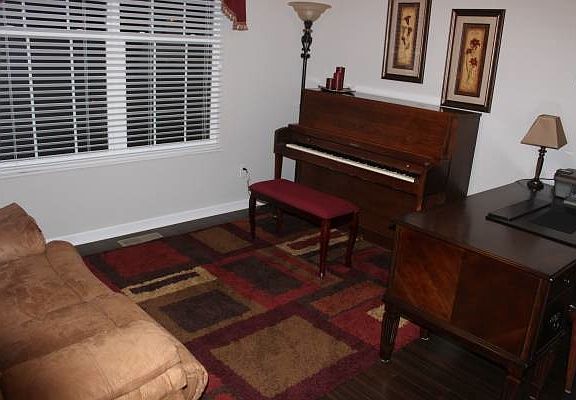 5th image of 3304 Bach Ave #A