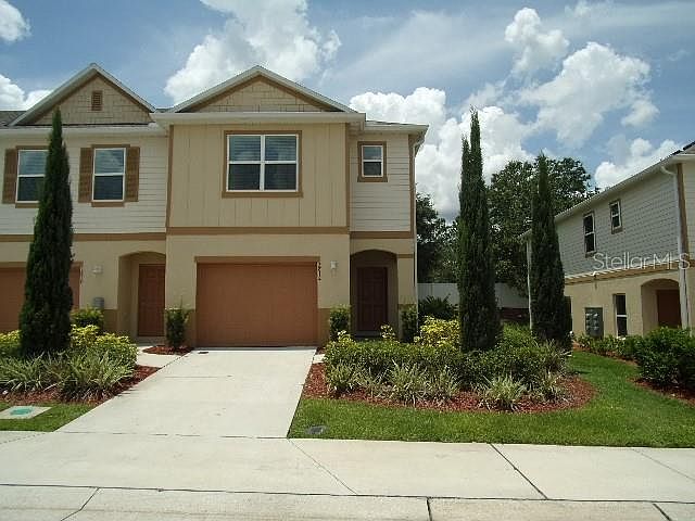 1st image of 3812 Hampstead Ln