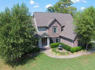 70 Oak Point, London, KY 40744