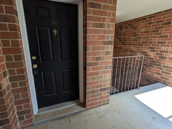 331 9th Avenue Dr NE #16, Hickory, NC 28601