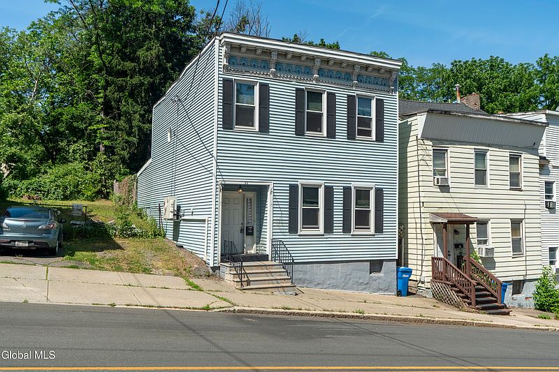 2nd image of 23 McCarty Avenue