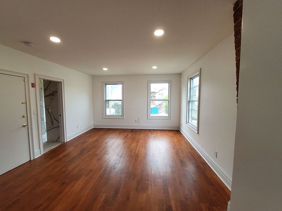 1st image of 347 Alden Ave APT 3