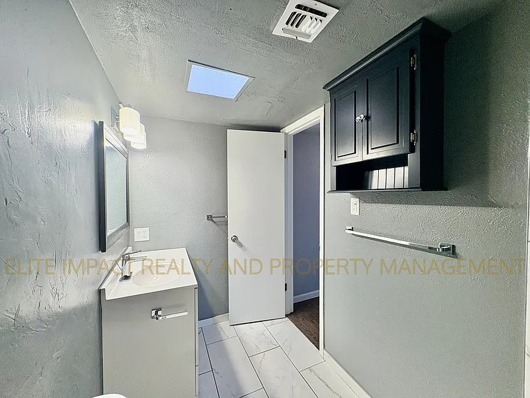 1620 N Wilmot Rd #F231 — Photo 10