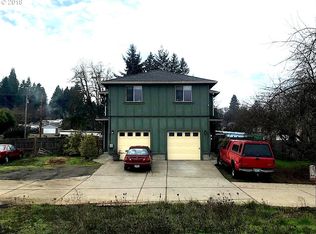 2424 E Whiteaker Ave, Cottage Grove, OR 97424