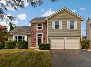 720 Countryside Dr, Bolingbrook, IL 60490